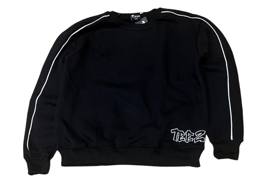 Black piped crewneck